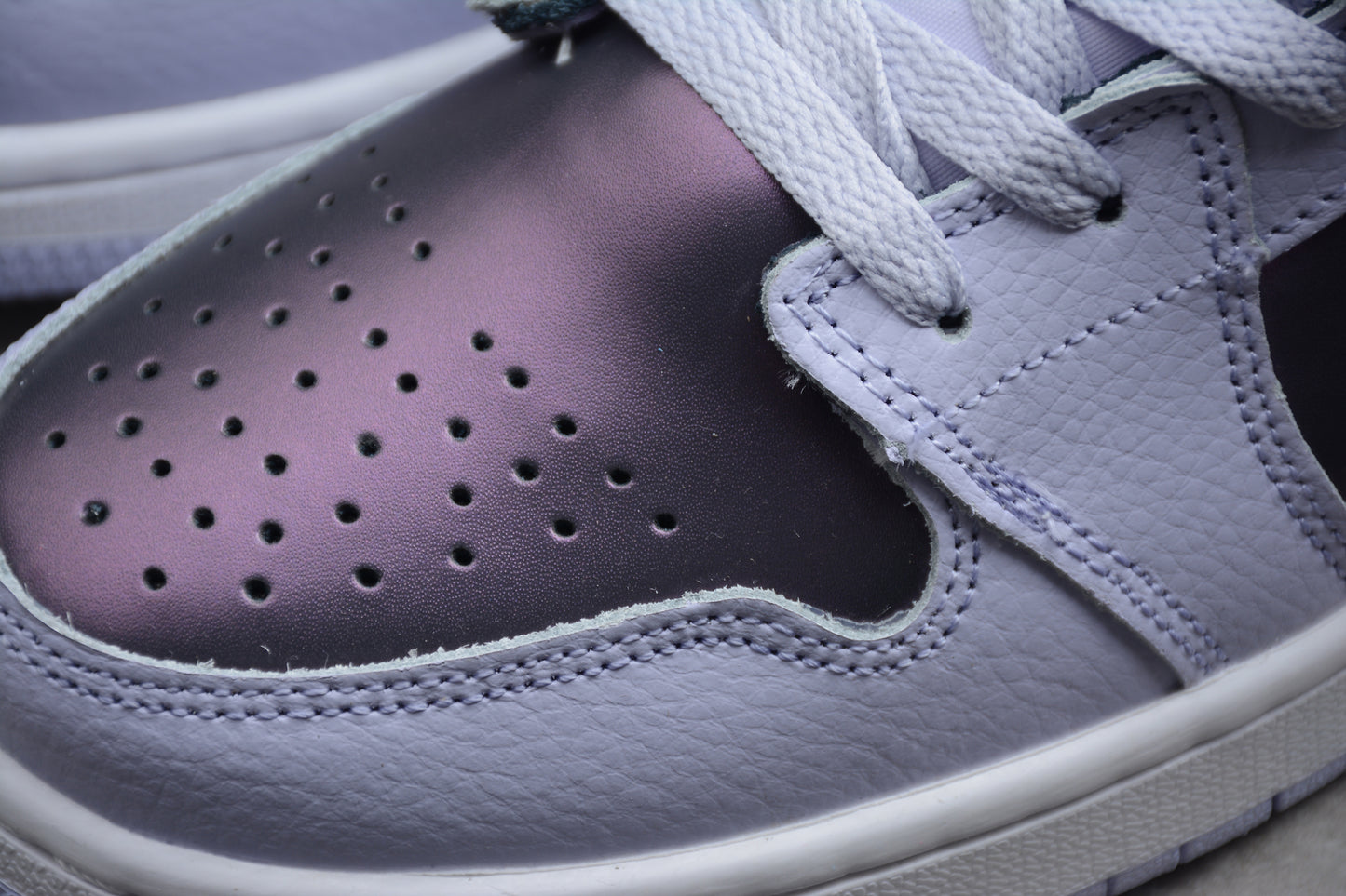 Air Jordan 1 Low GS "Oxygen Purple"