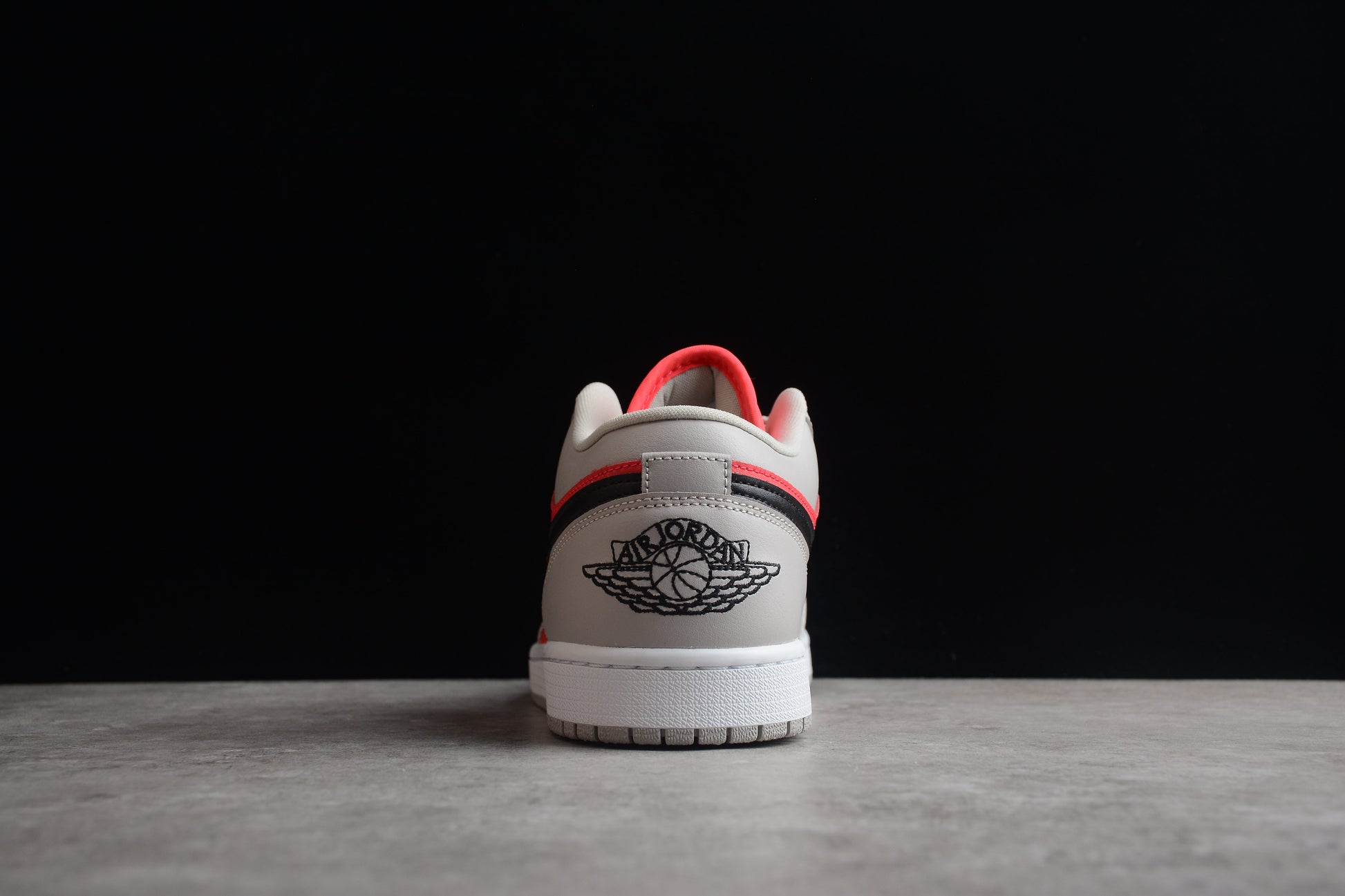 Nike Air Jordan 1 Retro Low ‘Light Iron Ore/Siren Red’
