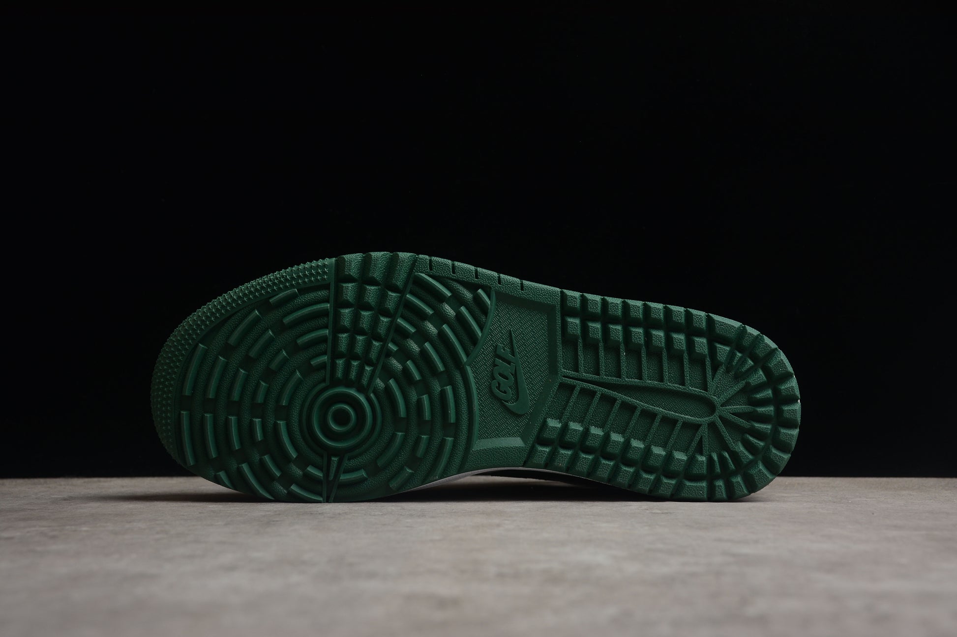 Air Jordan 1 Low Golf "Noble Green"