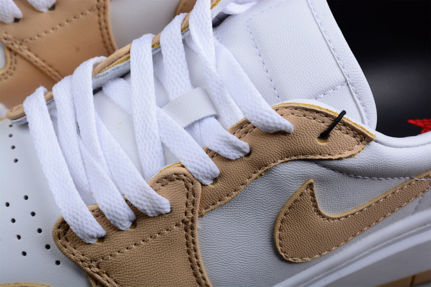 WMNS Air Jordan 1 Elevate Low SE "Beige/White"