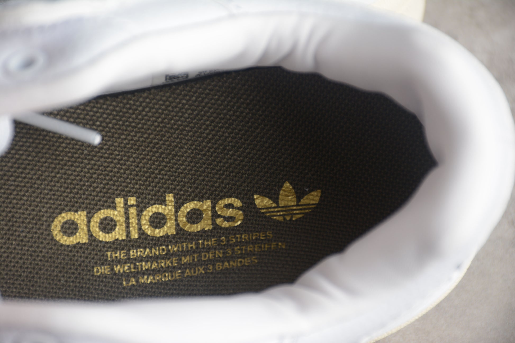 adidas Forum 84 Low ADV "No Stripes White"