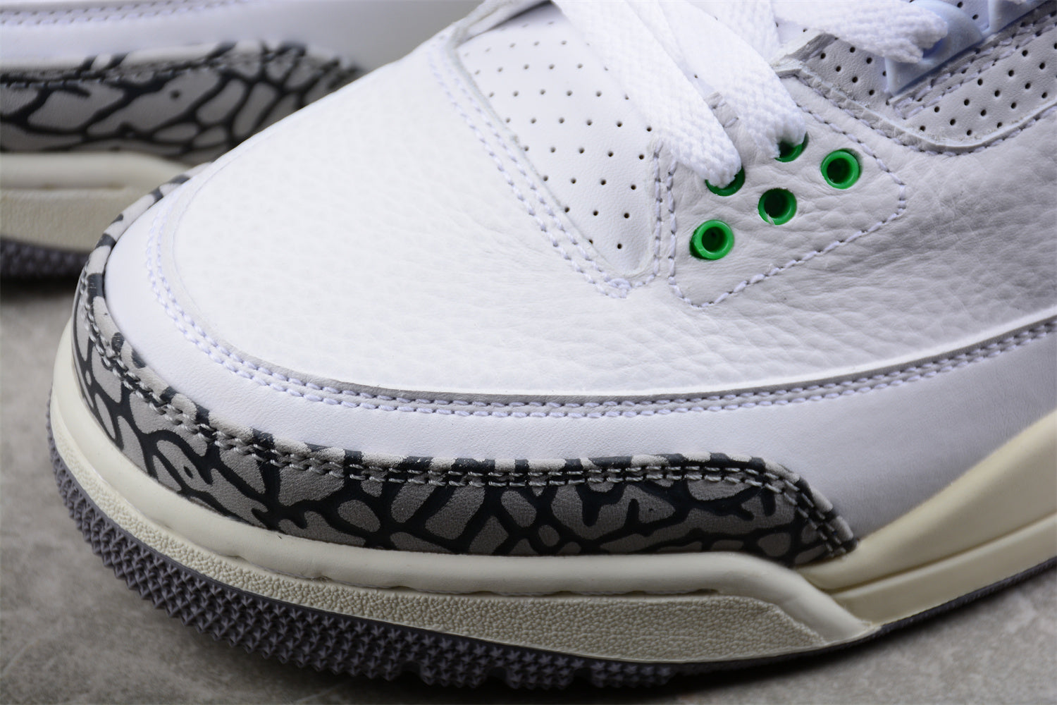 Air Jordan 3 Retro "Lucky Green" - Best Reps Website 2025
