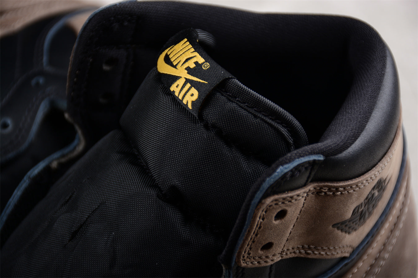 Air Jordan 1 Retro High OG "Palomino" - Best Reps Website 2025