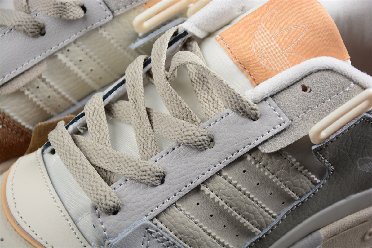 adidas Originals Forum Exhibit Low sneakers in Beige/Grey