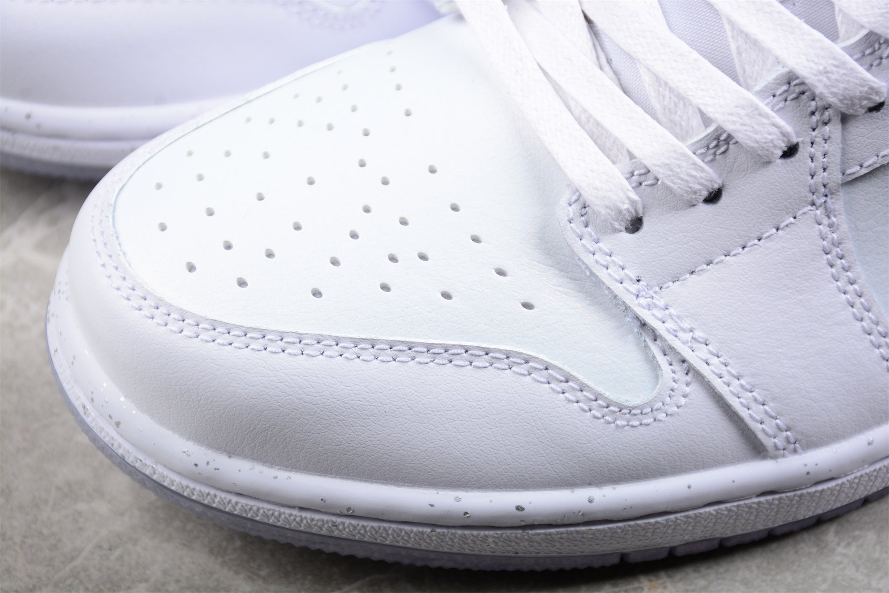 Air Jordan 1 Low "Dare To Fly"