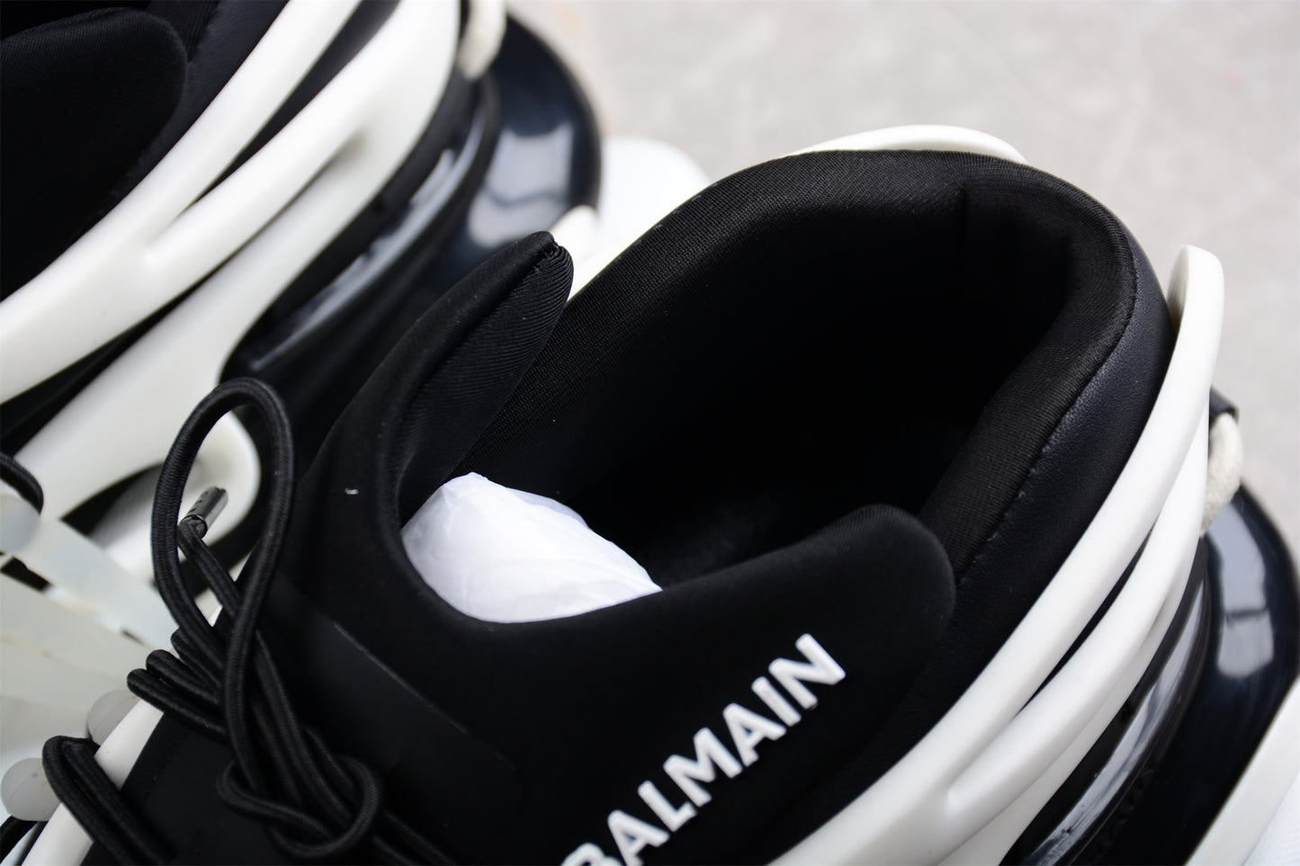 Balmain Unicorn Low-Top Sneakers in White/Black – Neoprene &amp; Leather - Best Reps Website 2025