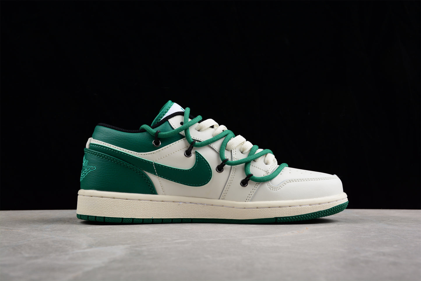 Nike Air Jordan 1 Low "Happy Smile" DC0774-850