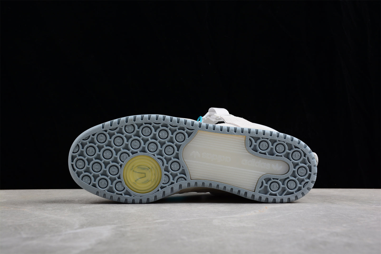 adidas Forum Low x Bad Bunny "Last Forum"
