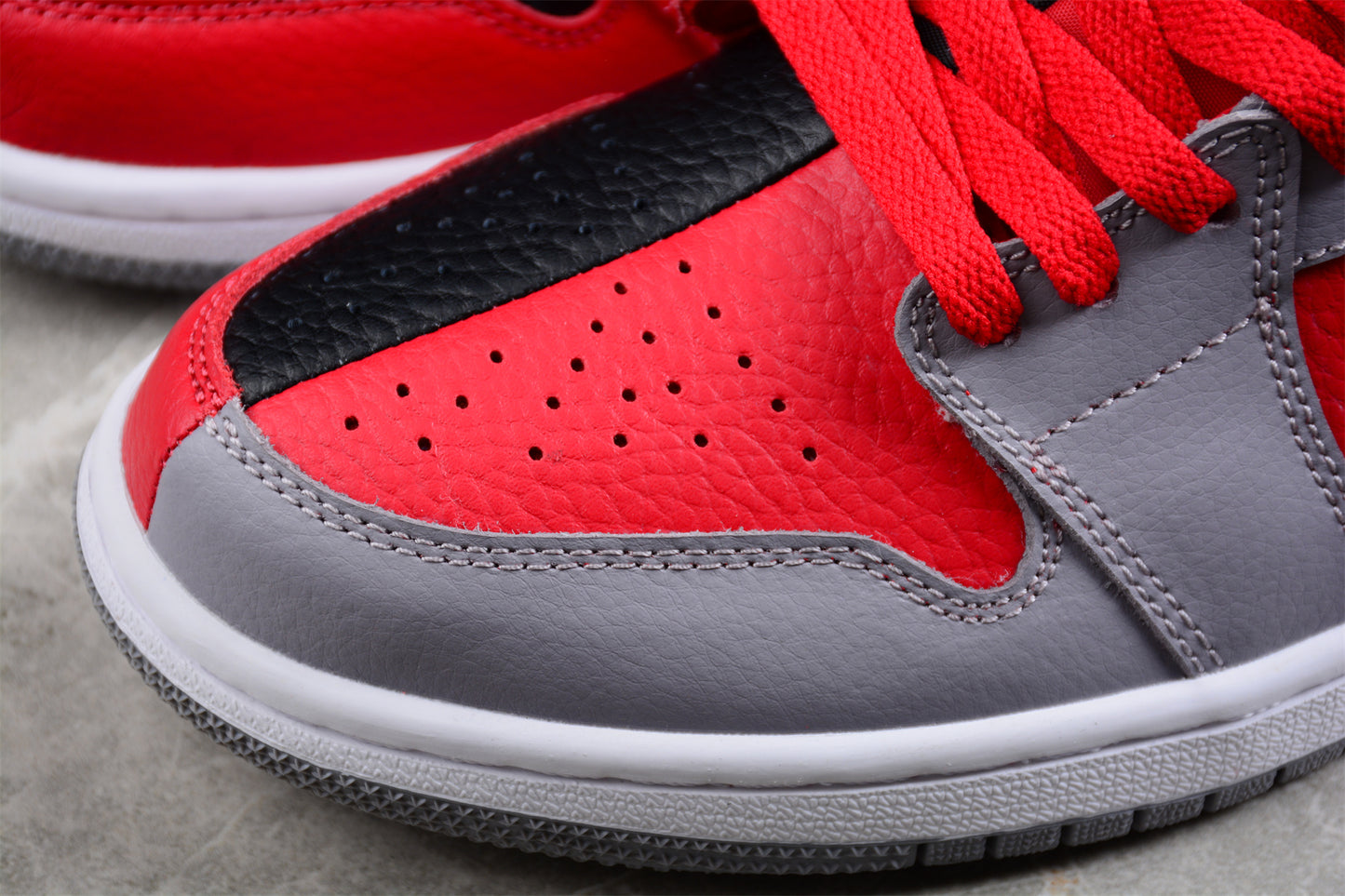 Nike Air Jordan 1 Low SE Gym Red Cement DR0502-600