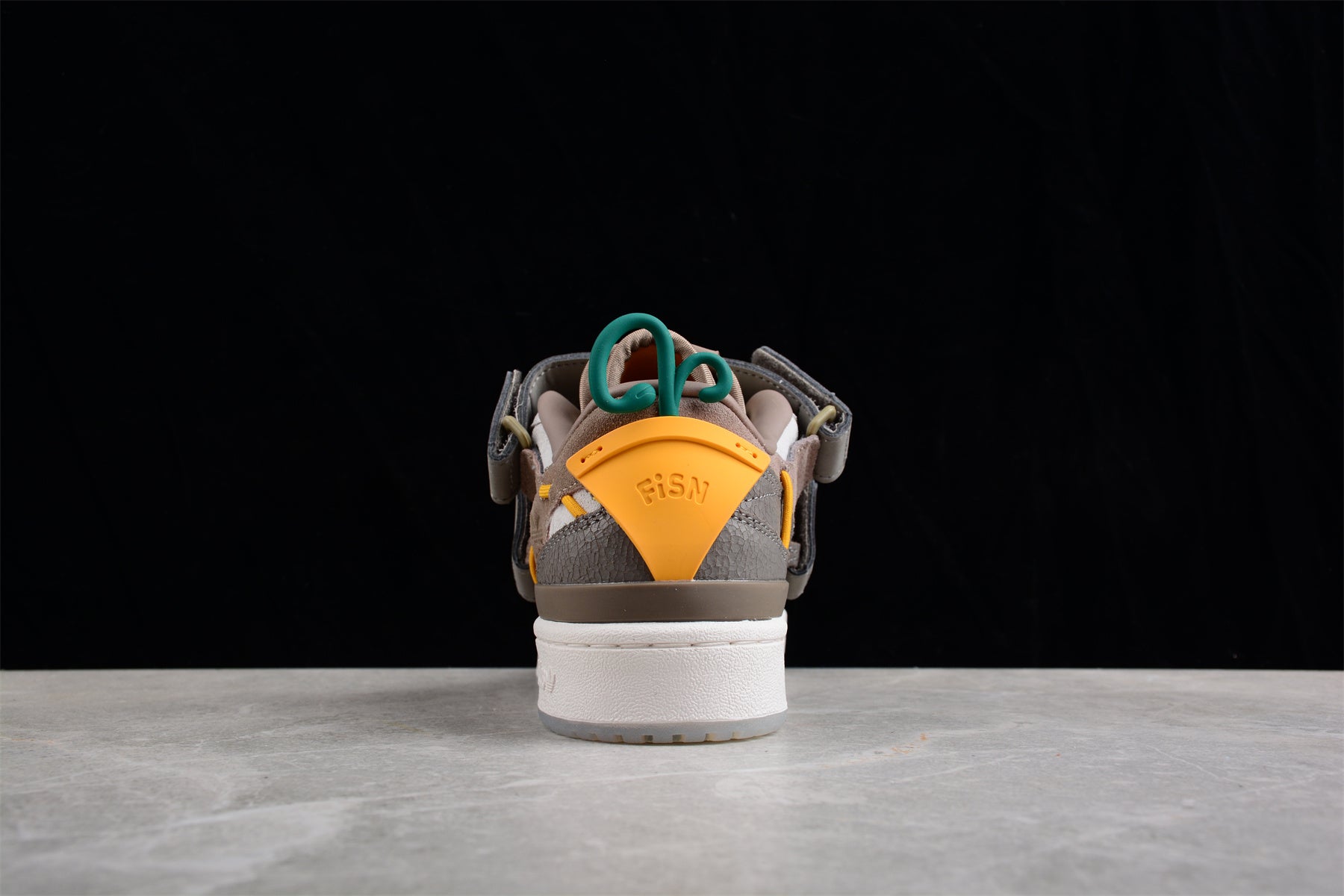 Forum FiSN × adidas Originals 84 Low 'Simple Brown'