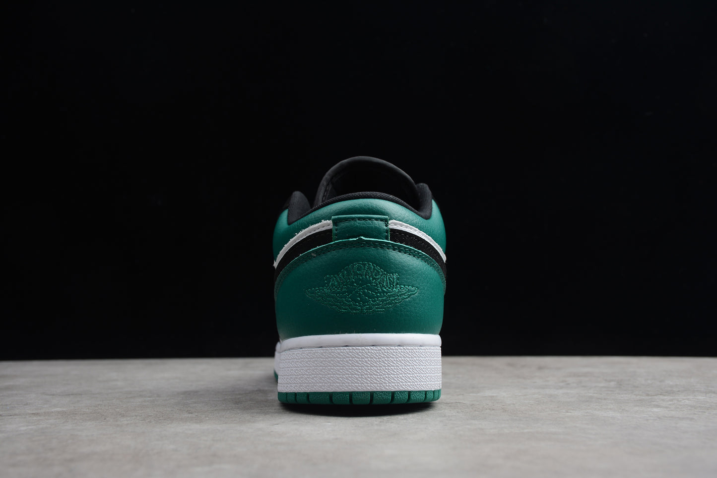 Air Jordan 1 Low GS "Mystic Green"