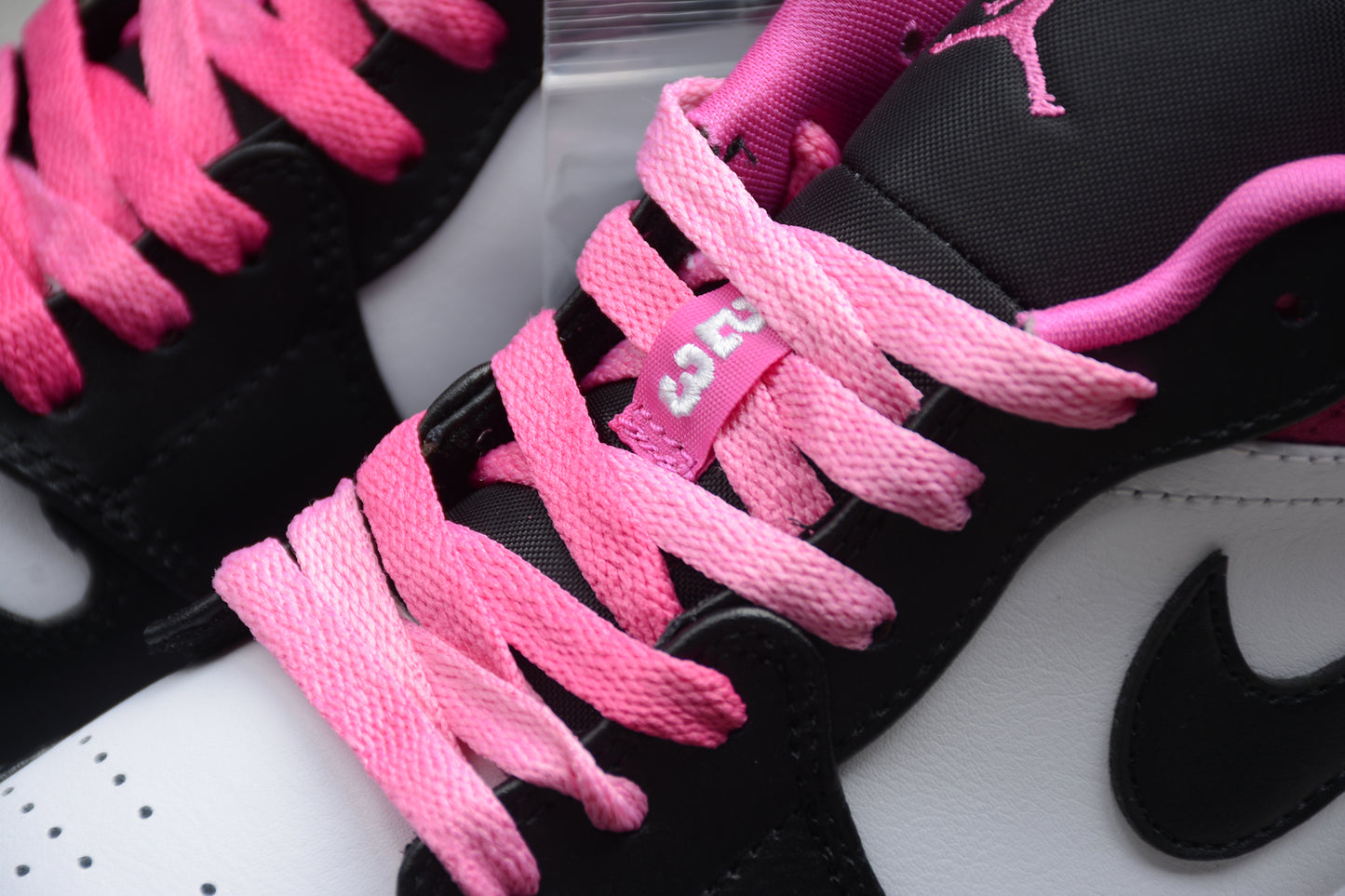 Air Jordan 1 Low SE 'Fuchsia' - Best Reps Website 2025