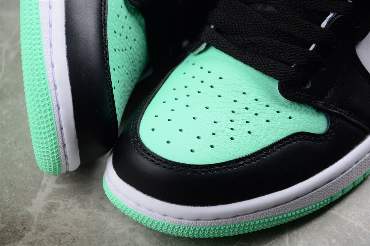 Air Jordan 1 Retro High "Green Glow" - Best Reps Website 2025