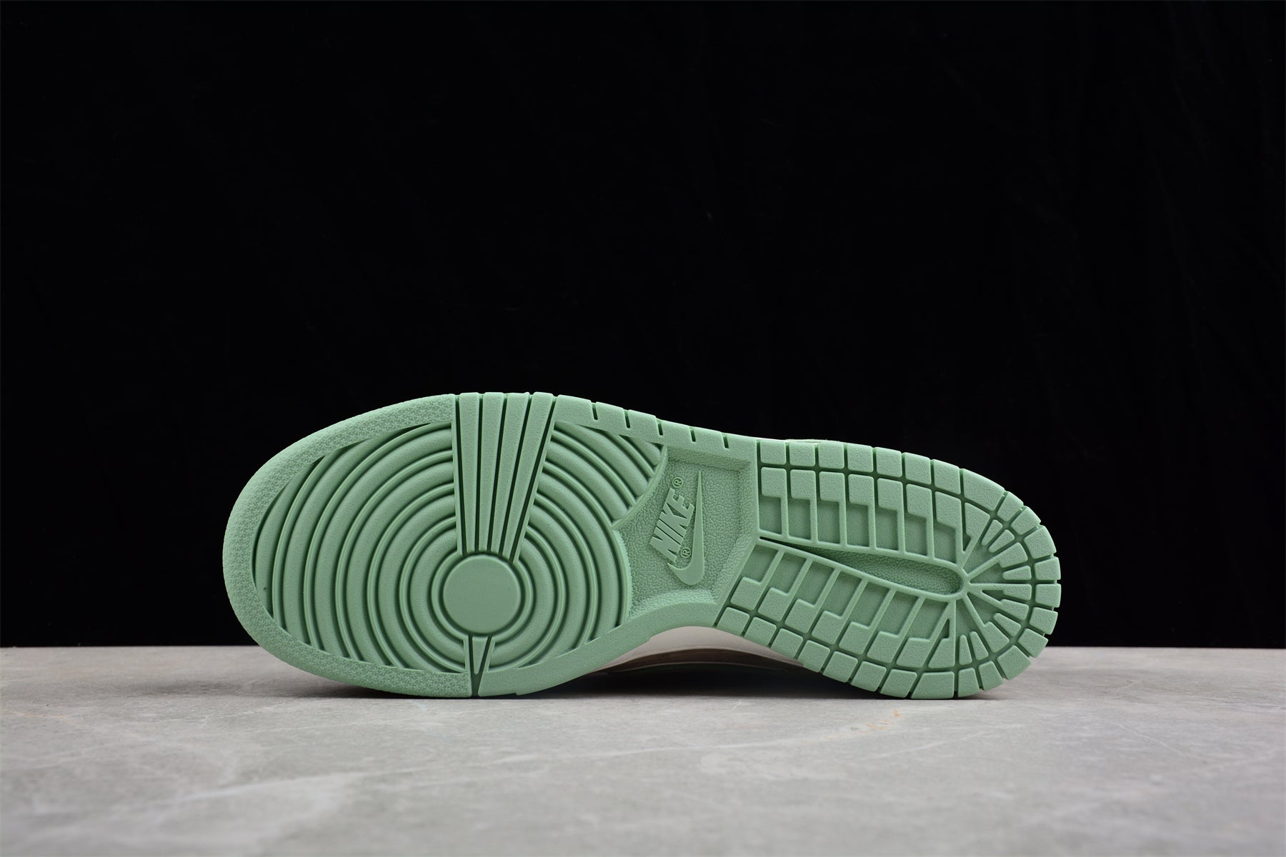 Otomo Katsuhiro x Nike SB Dunk Low "Steamboy OST" Khaki/Green - Best Reps Website 2025