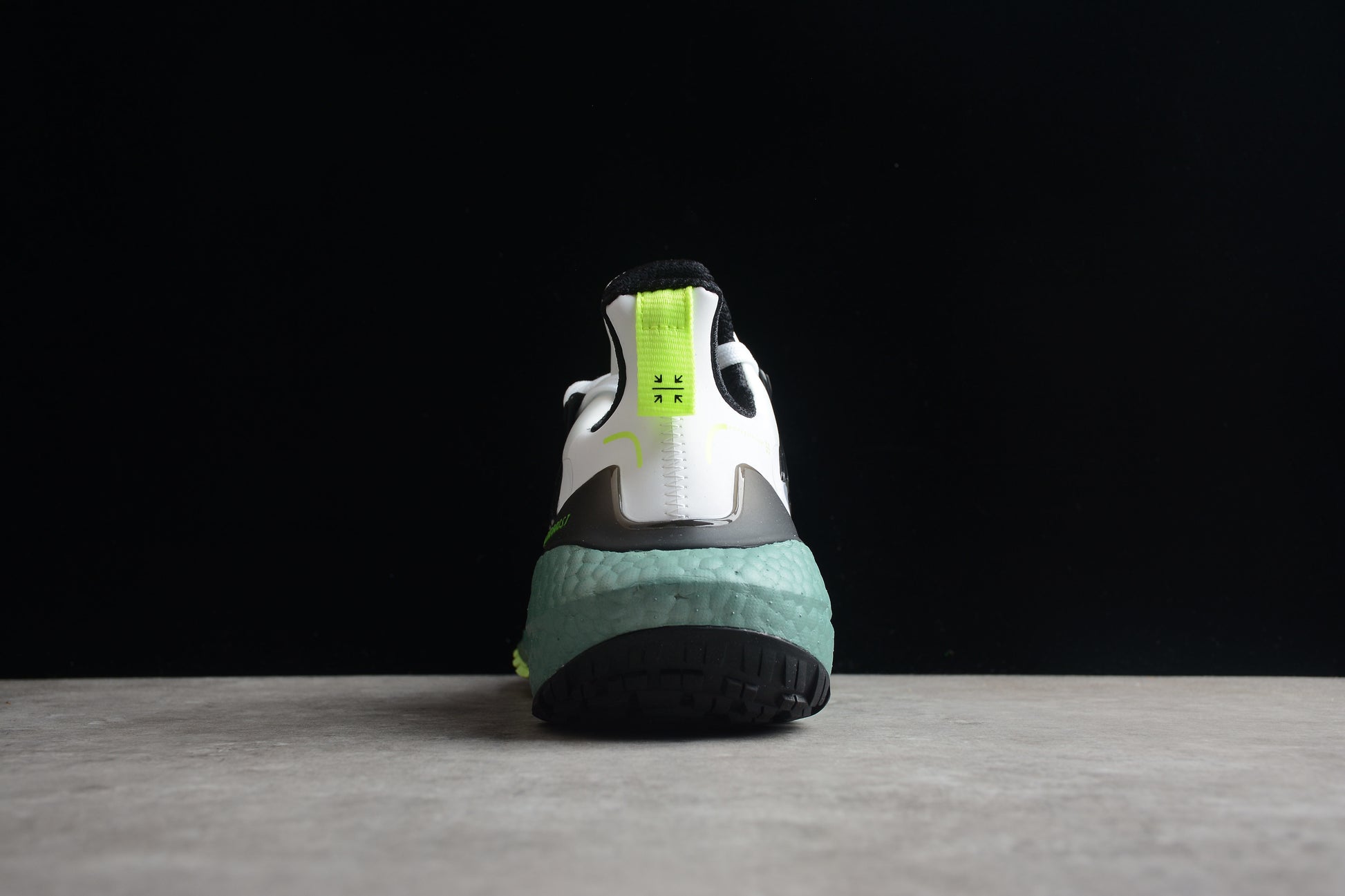 adidas UltraBoost 21 COLD.RDY ‘White Signal Green’.