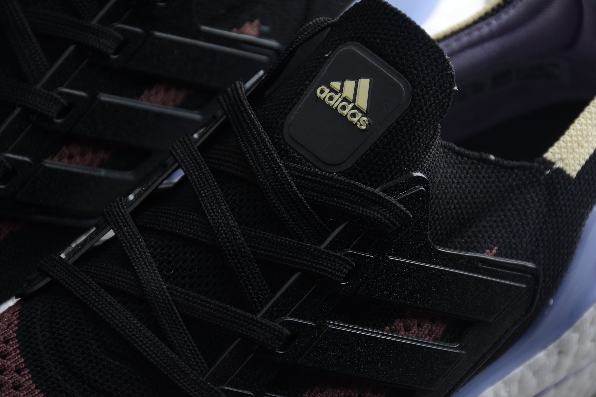  adidas UltraBoost 2021 Core Black/Violet Tone 