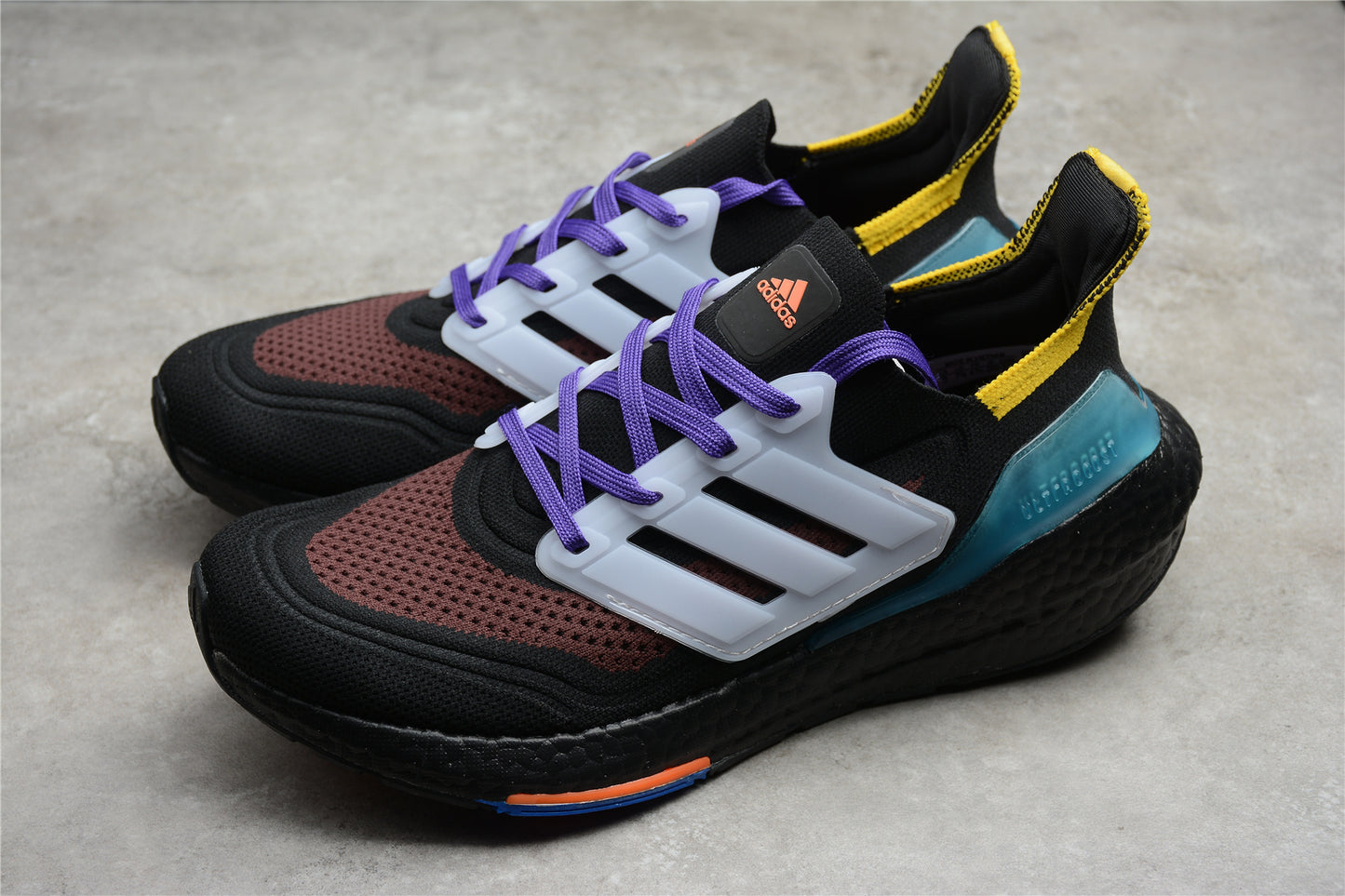  adidas Men’s UltraBoost 21 Black White Aqua.