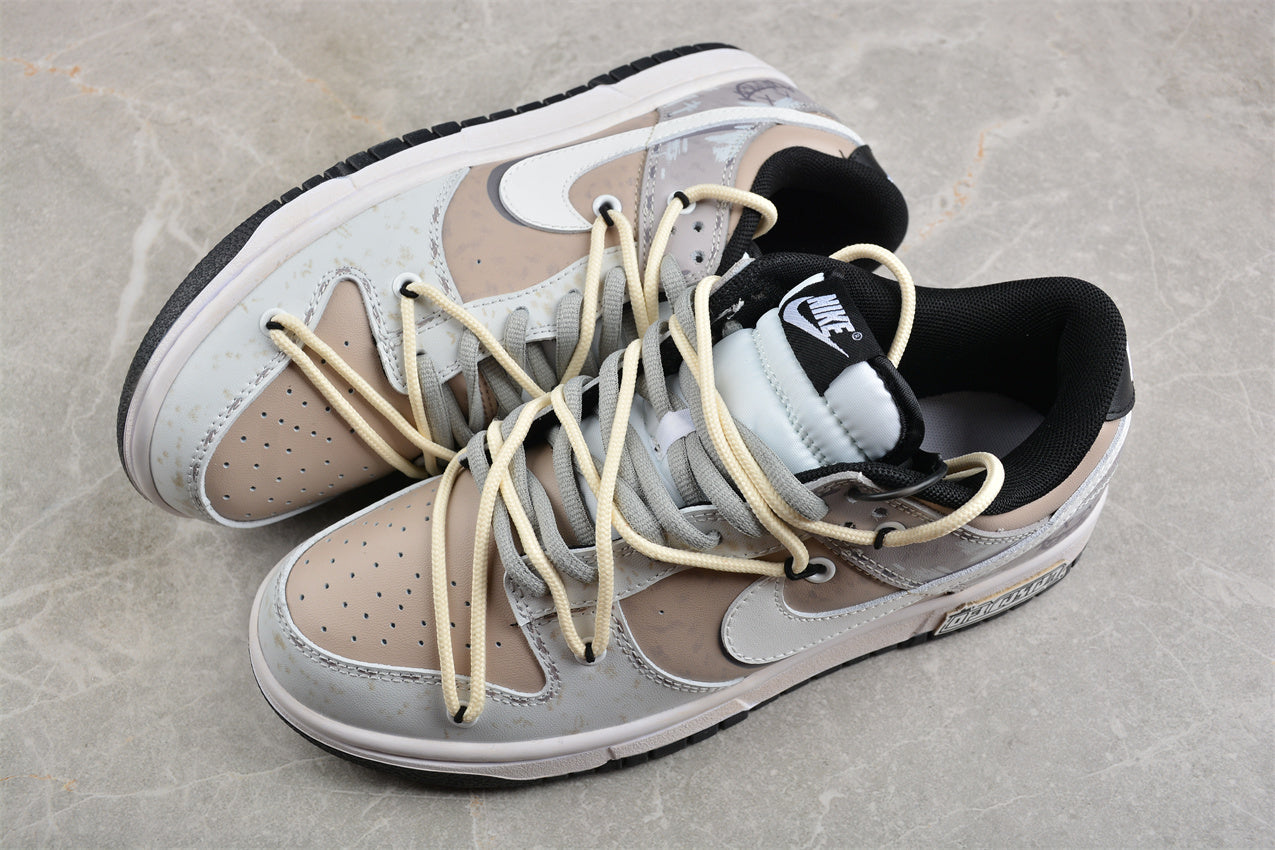 Nike Dunk Low "Joker"
