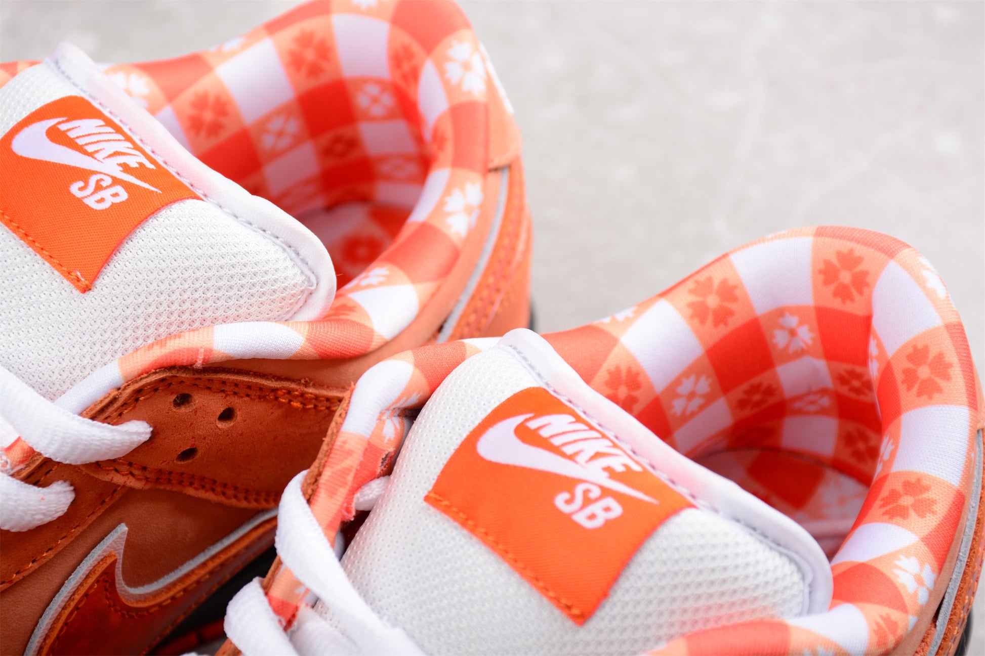 Concepts x Nike SB Dunk Low "Orange Lobster"