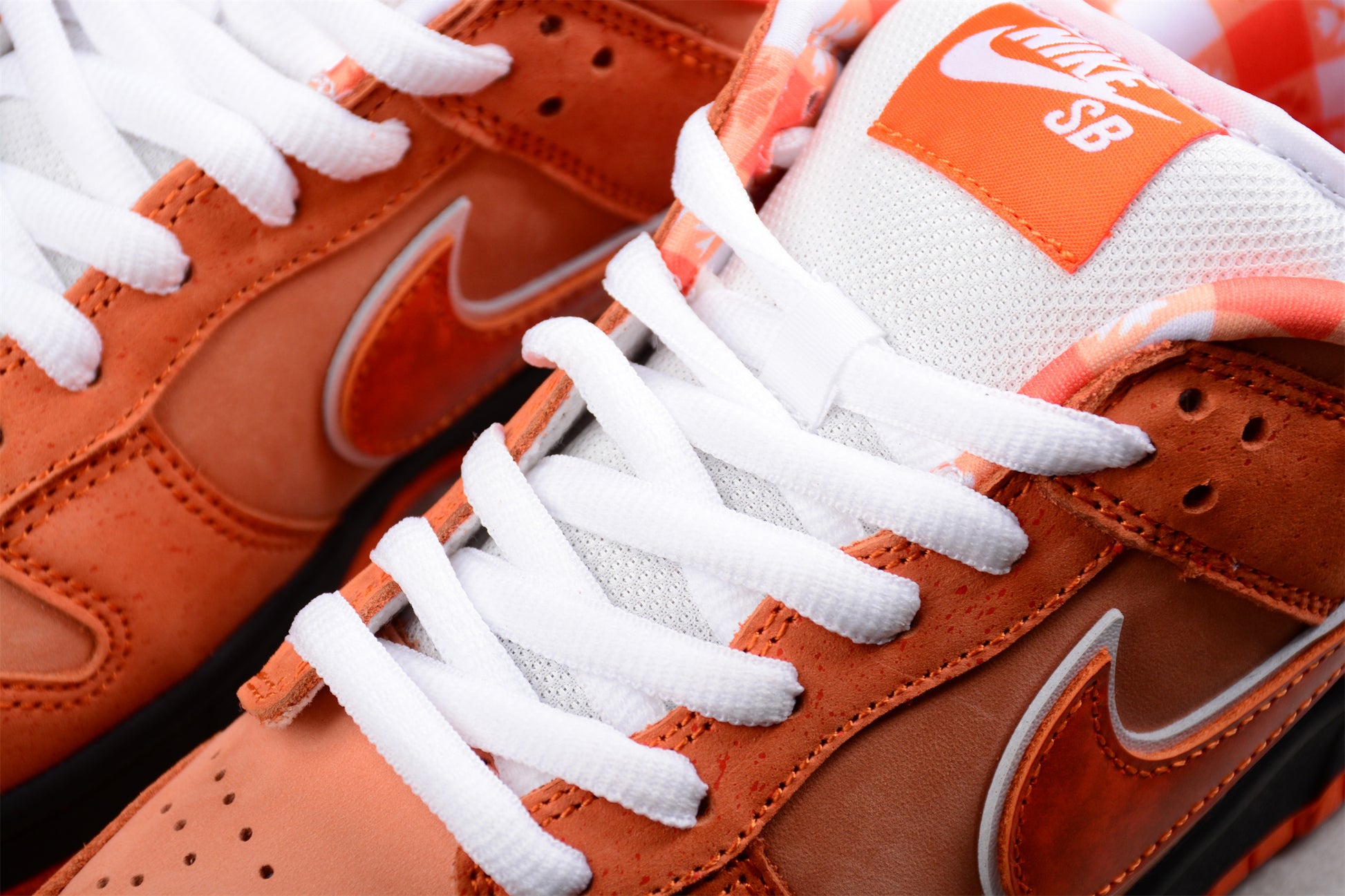 Concepts x Nike SB Dunk Low "Orange Lobster"