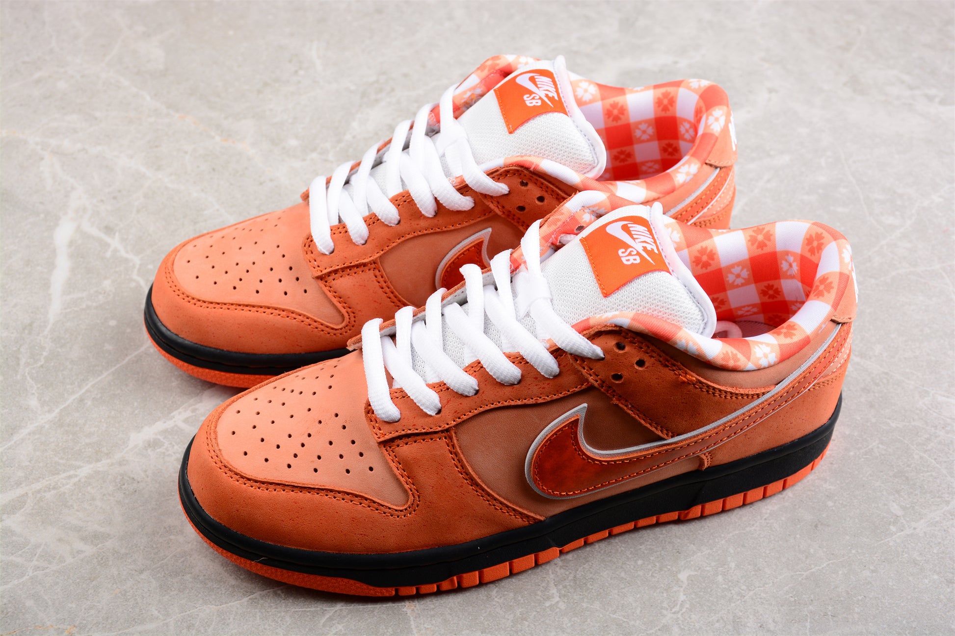 Concepts x Nike SB Dunk Low "Orange Lobster"
