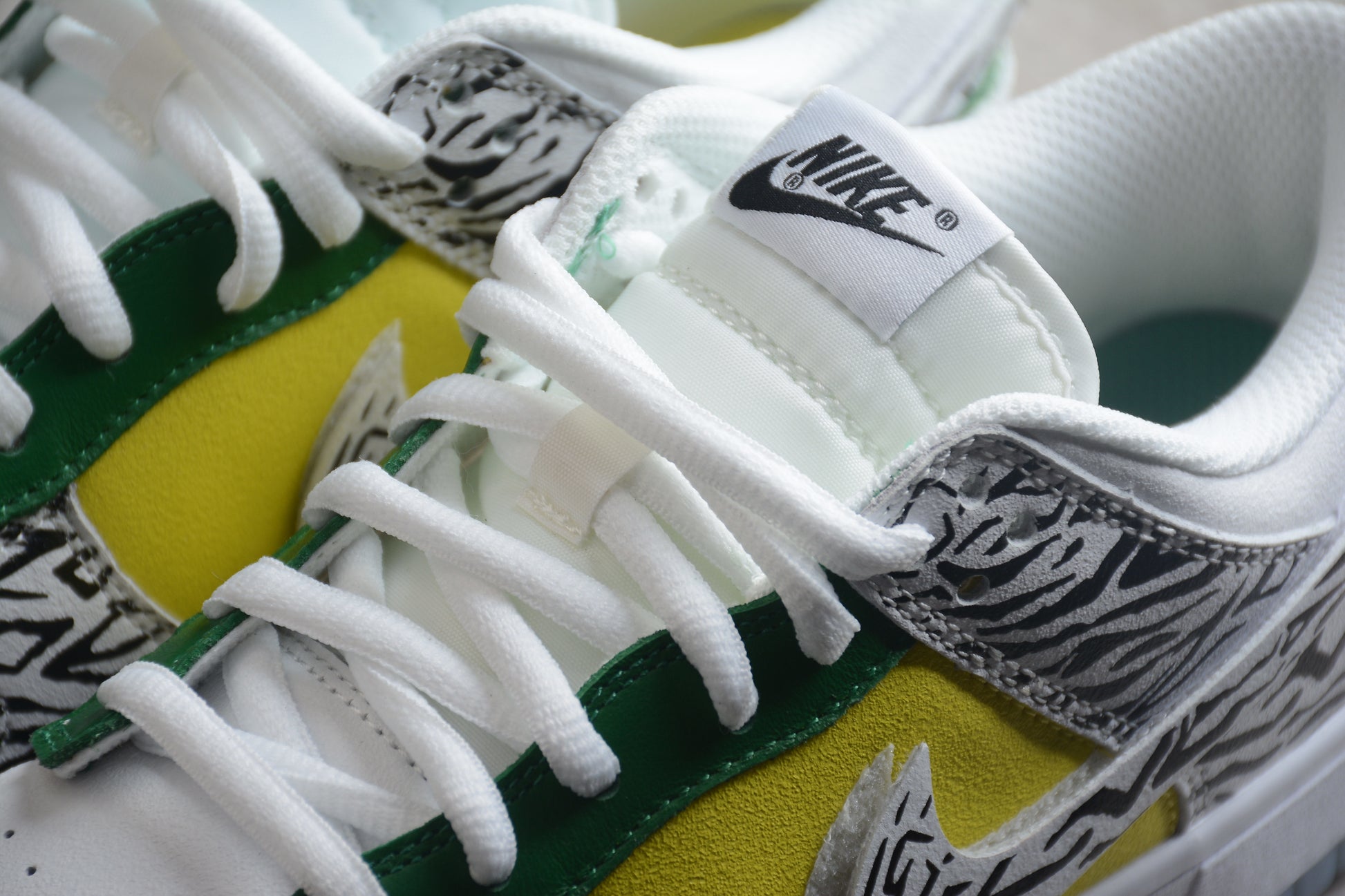 Nike SB Dunk Low "Doernbecher 2022"