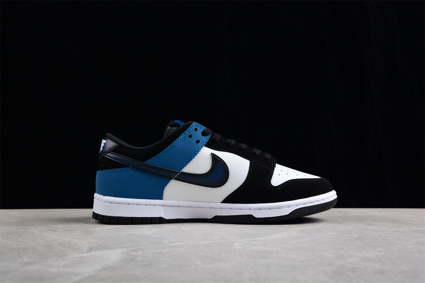 Nike Dunk Low "Industrial Blue"