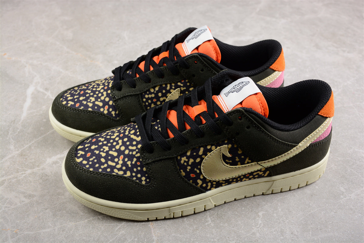  Nike Dunk Low "Rainbow Trout" 