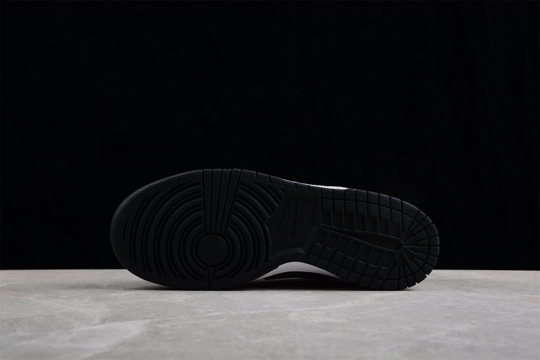 Nike Dunk Low "Video Game"