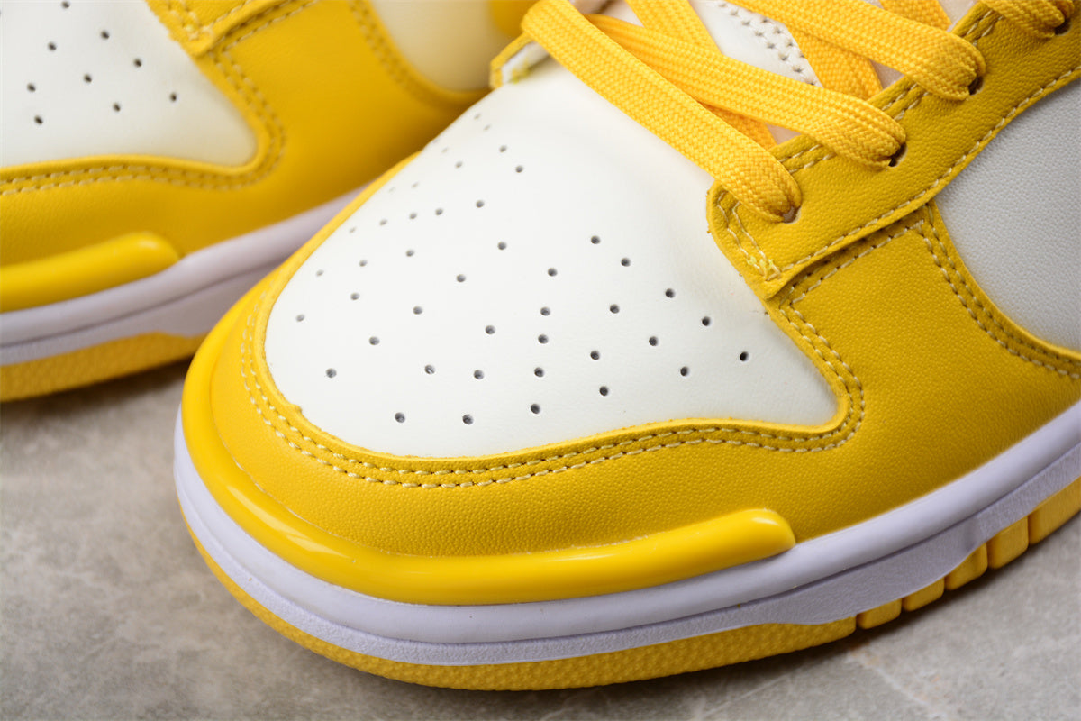 Nike SB Dunk Low "Twist Panda"