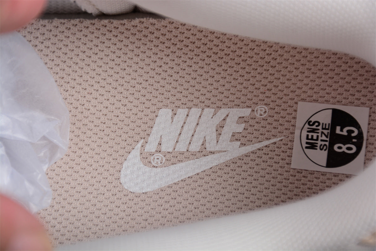 Nike Dunk Low Retro "Sanddrift"