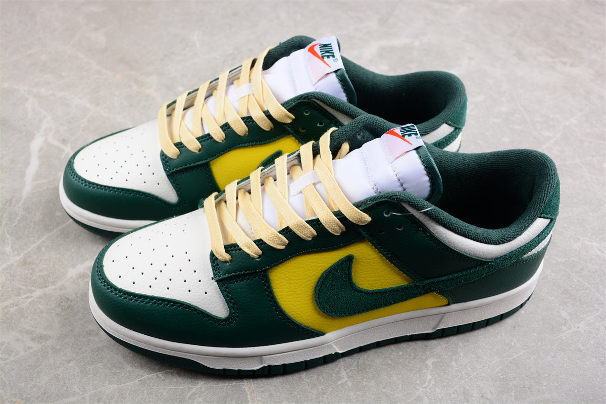 Nike Dunk Low “Noble Green”