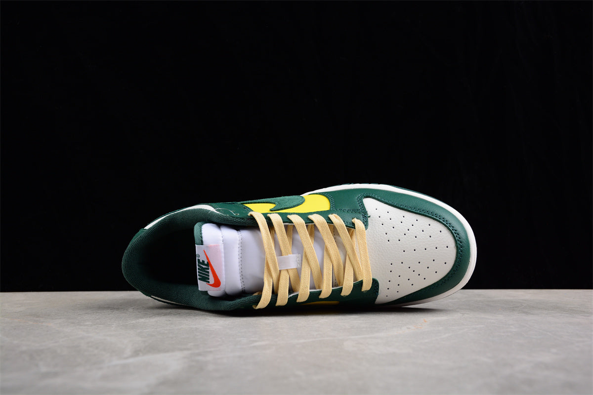 Nike Dunk Low “Noble Green”