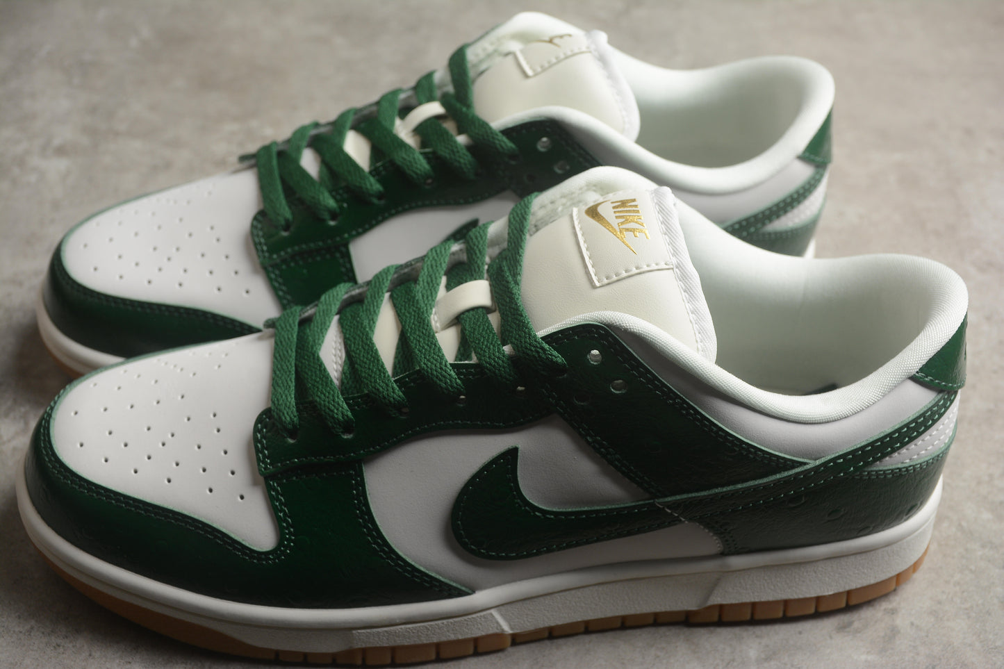 Nike SB Dunk Low "Gorge Green"