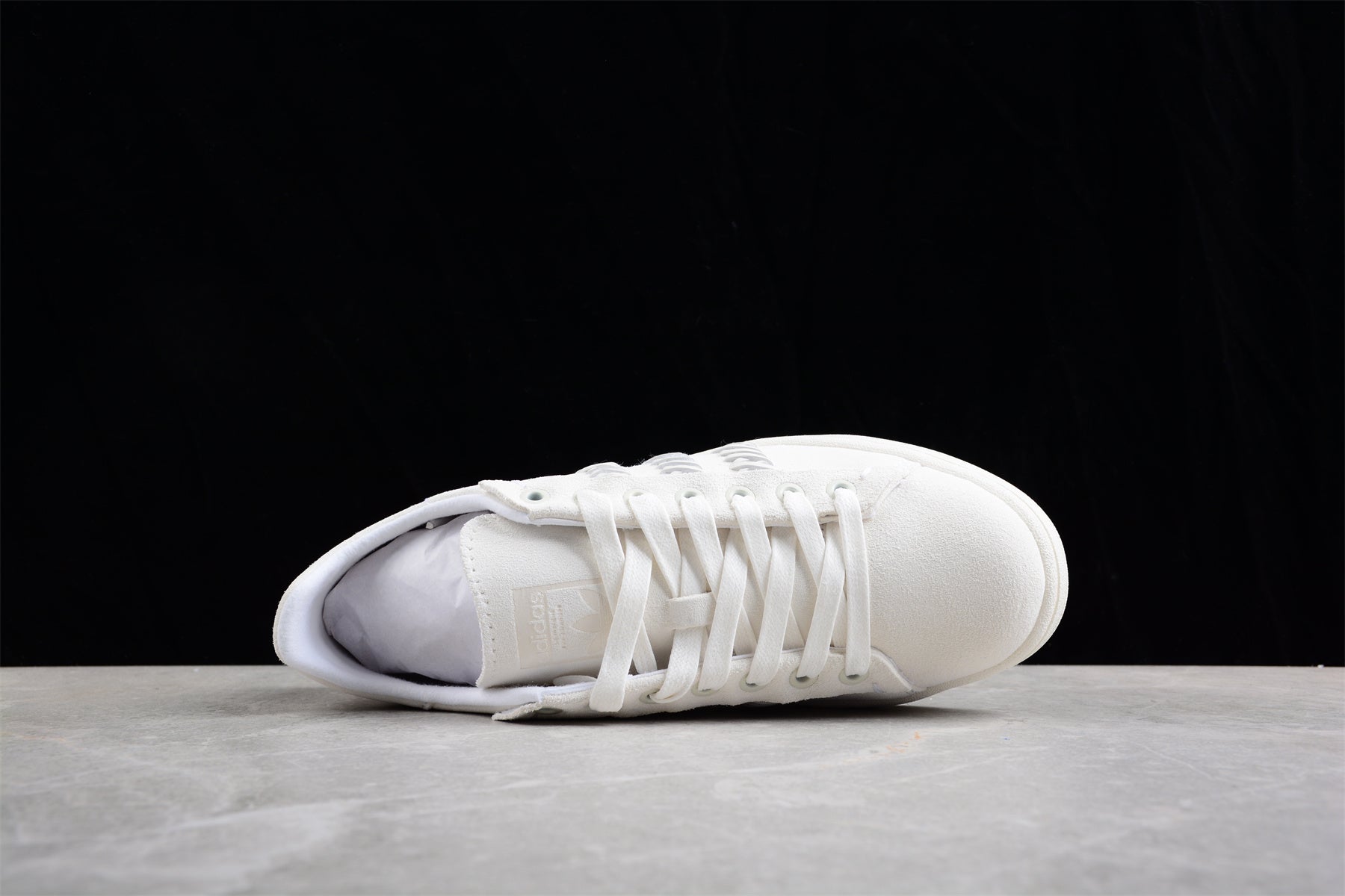  FOOT INDUSTRY × adidas Originals Campus "Footwear White/Off White" 