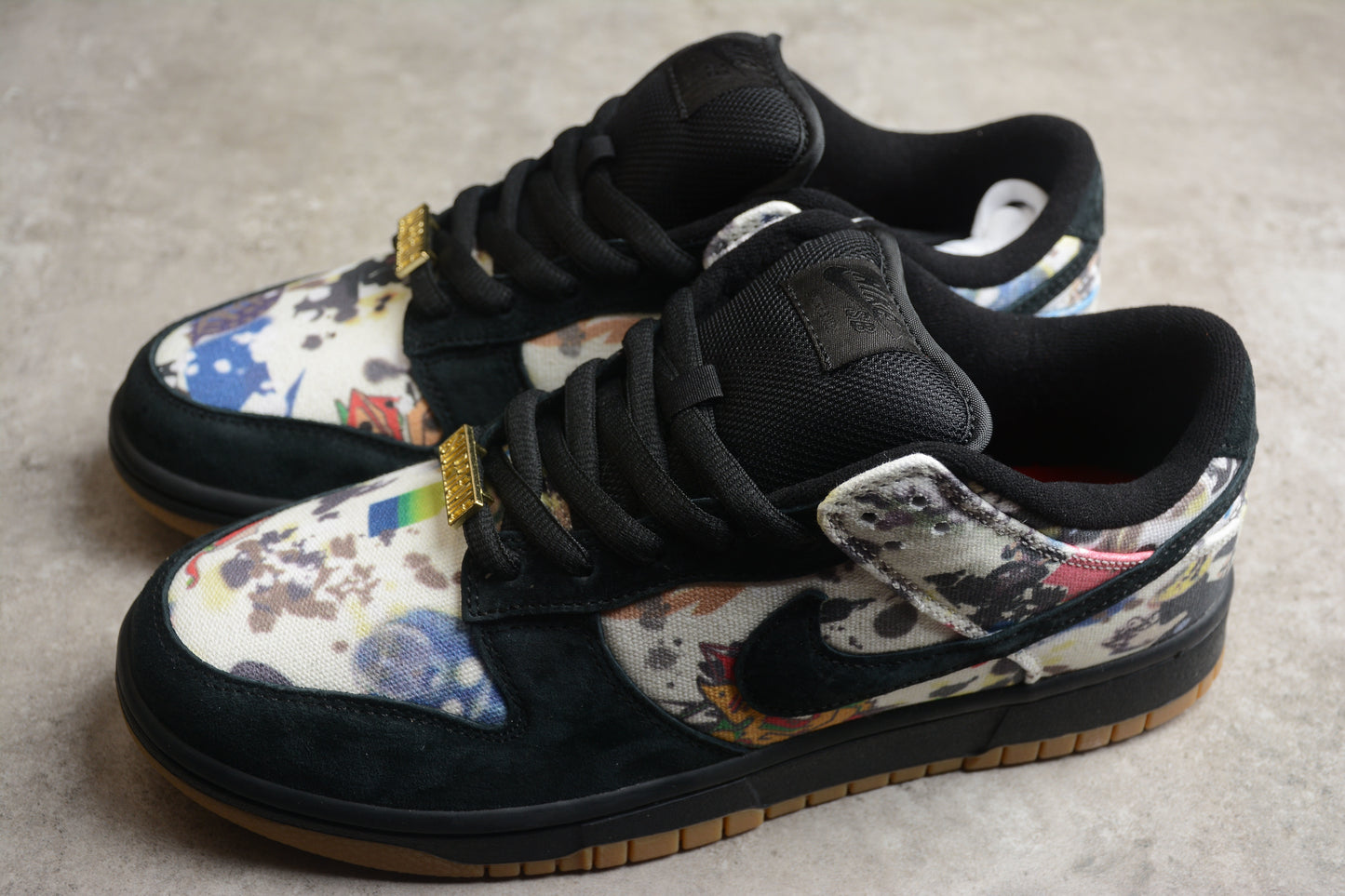 Supreme x Nike SB Dunk Low "Rammellzee"