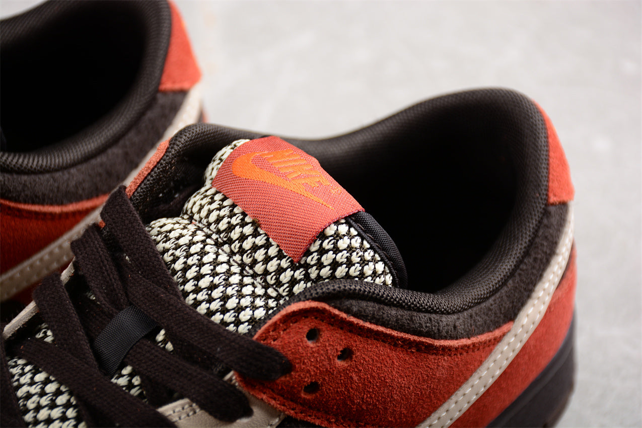 Nike Dunk Low "Red Panda"