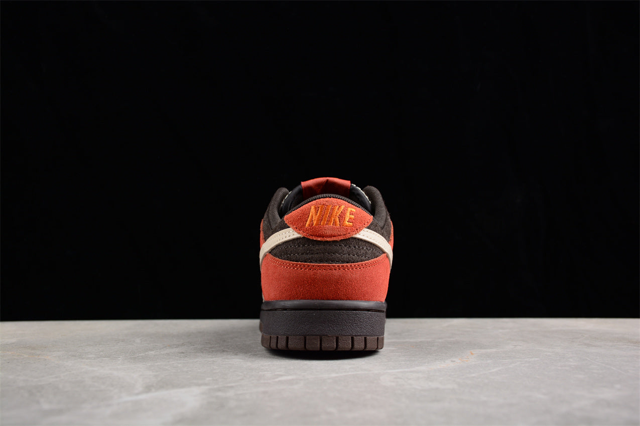 Nike Dunk Low "Red Panda"