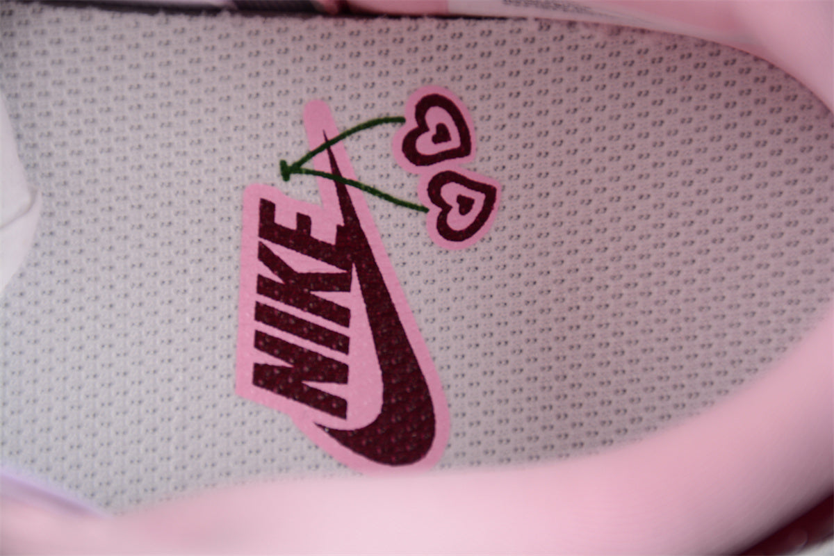  Nike Dunk Low Disrupt 2 "Valentine's Day" 