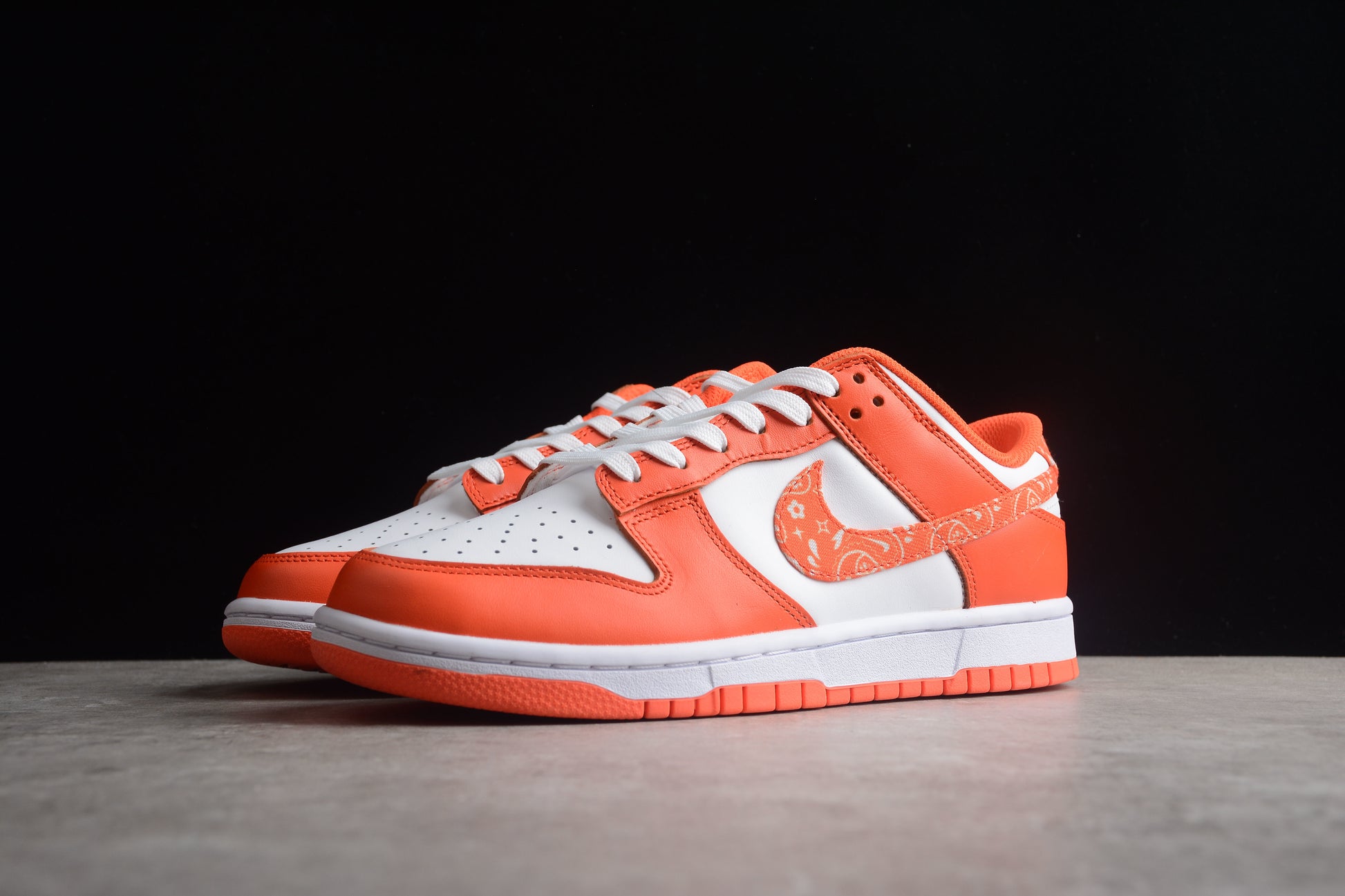 Nike SB Dunk Low “Orange Paisley” (DH4401-103)