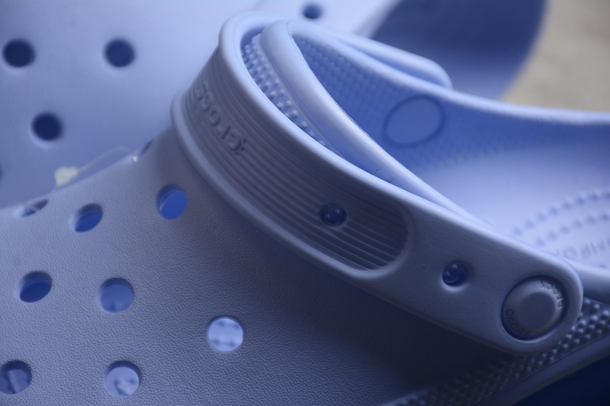 Crocs Mega Crush Matte Clog – Moon Jelly