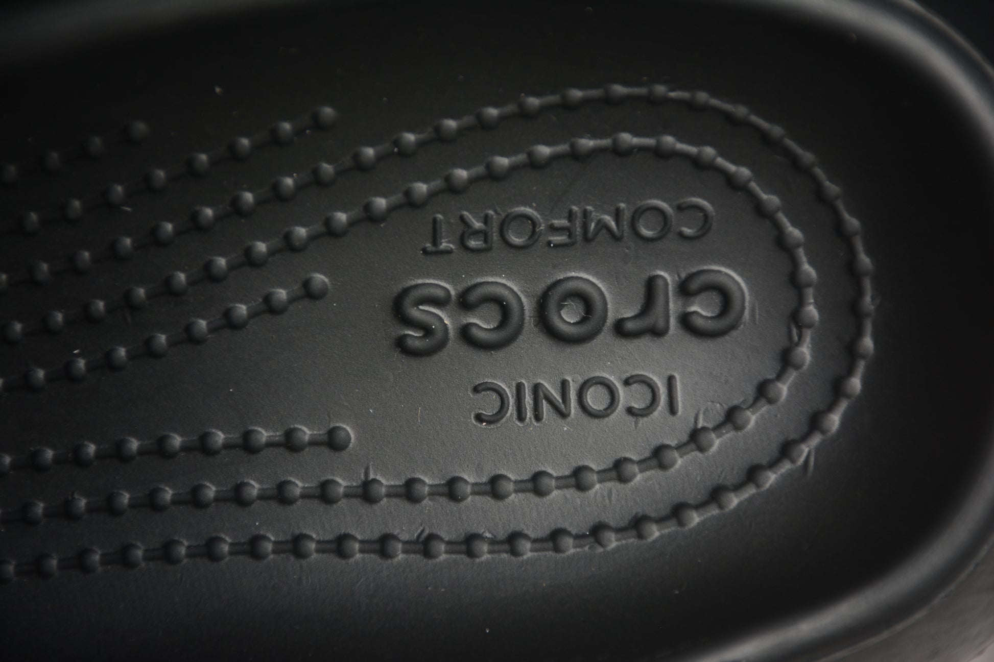 Crocs Mega Crush Clogs – Black