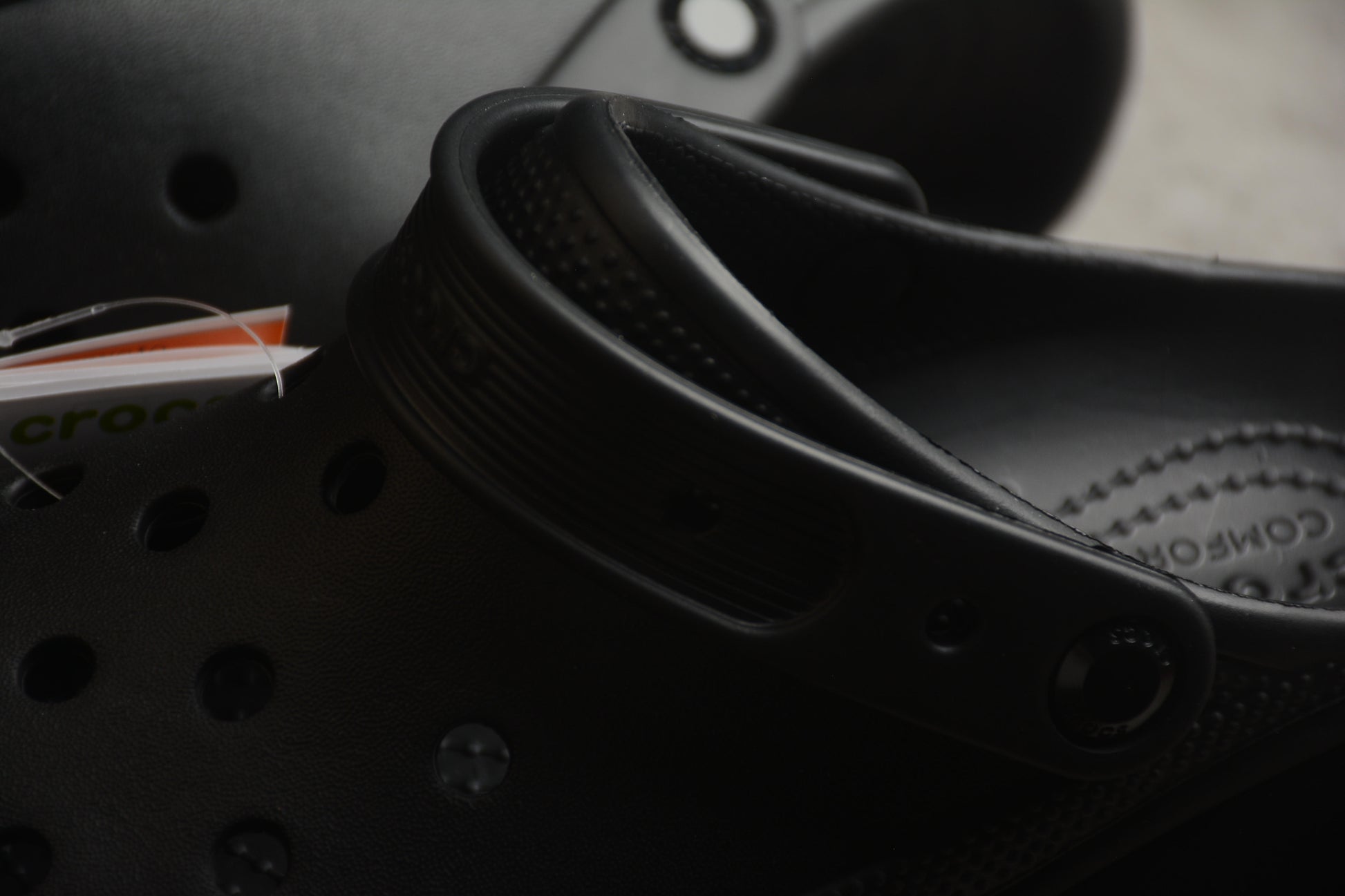 Crocs Mega Crush Clogs – Black