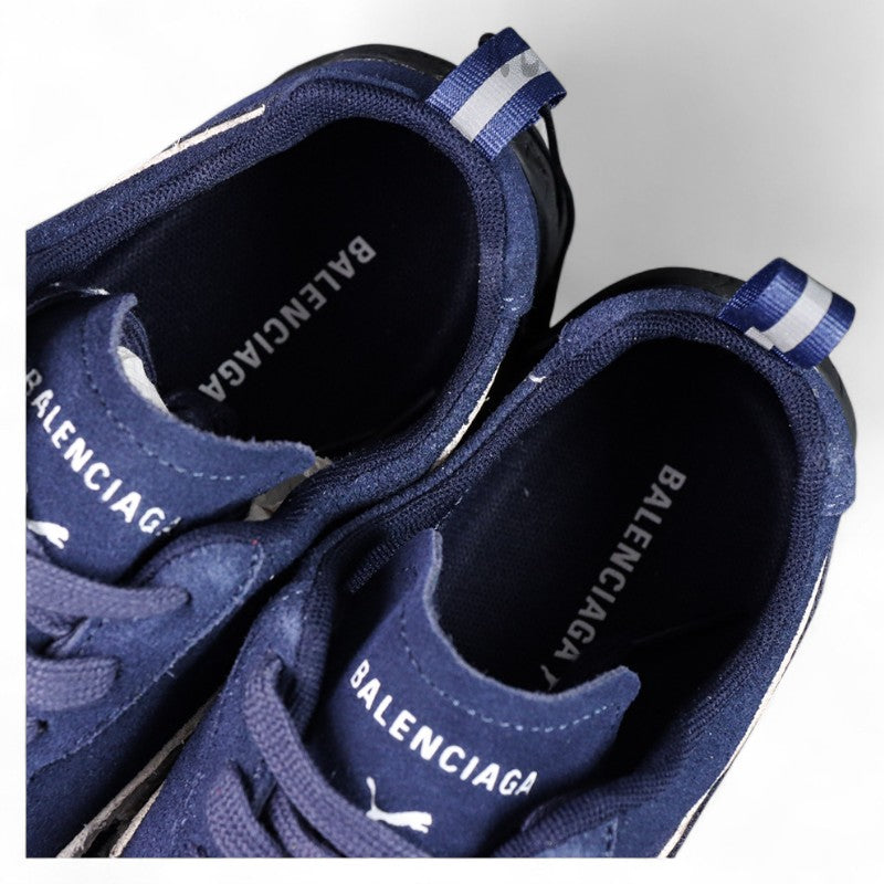 Balenciaga Speedcat Suede in Navy White Black