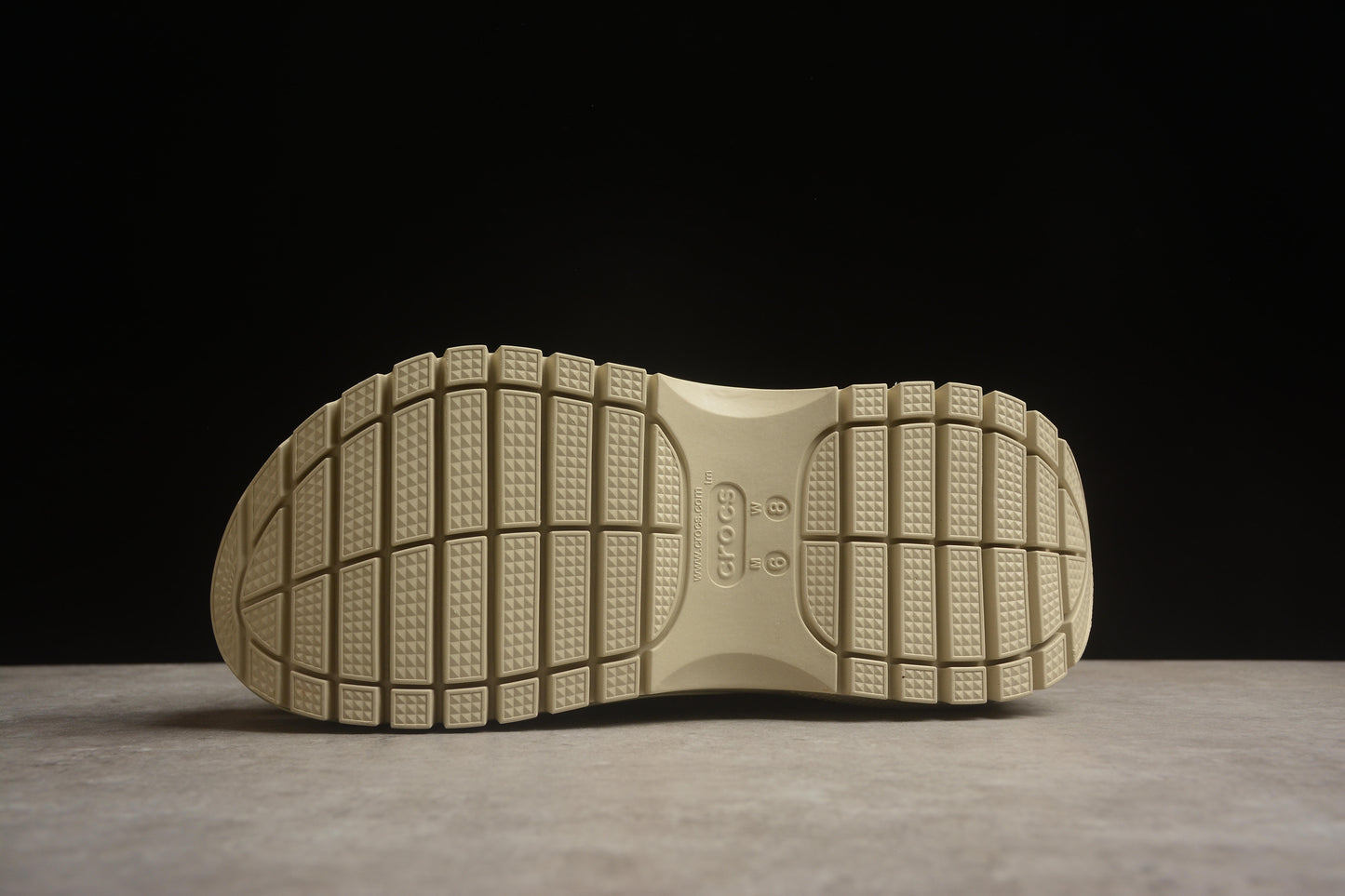 Crocs Mega Crush Clogs – Beige