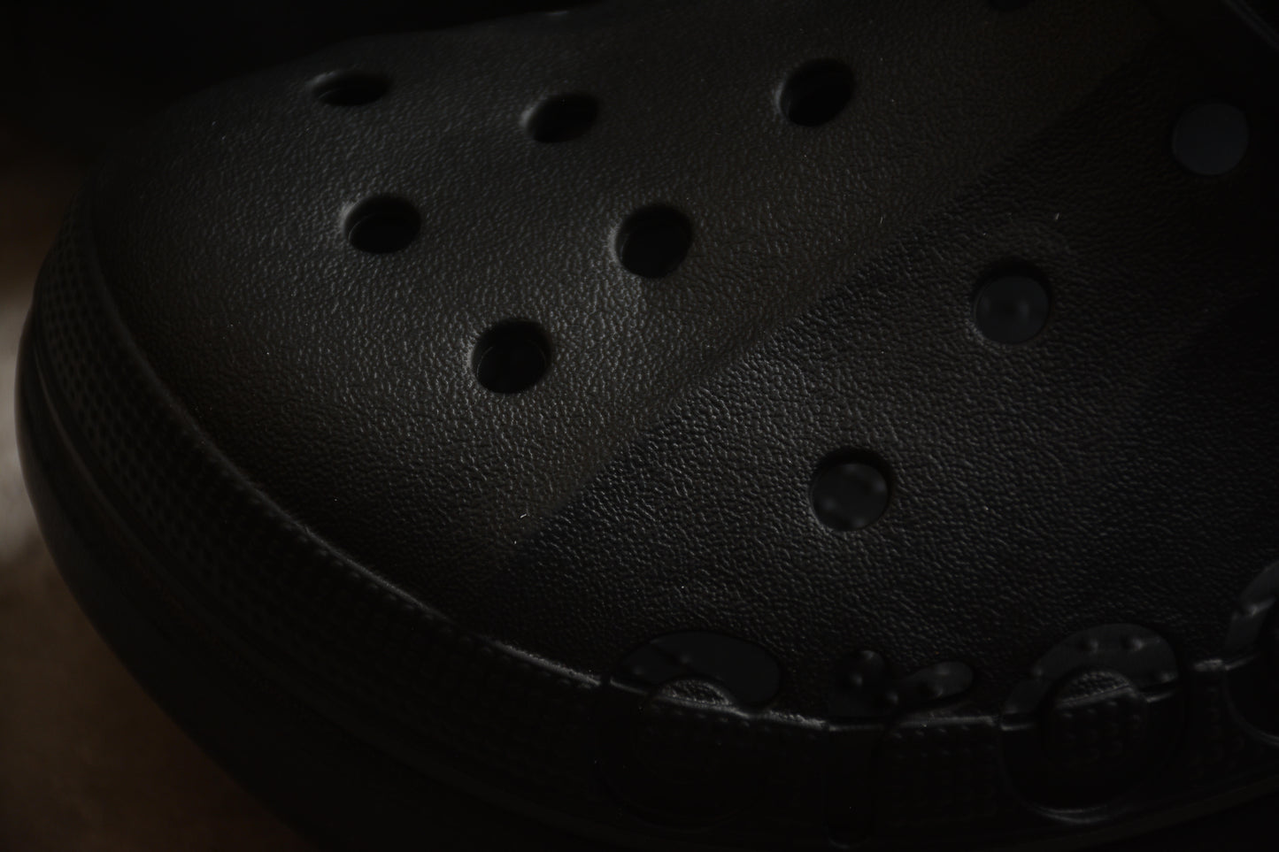 Crocs Baya Platform in Black