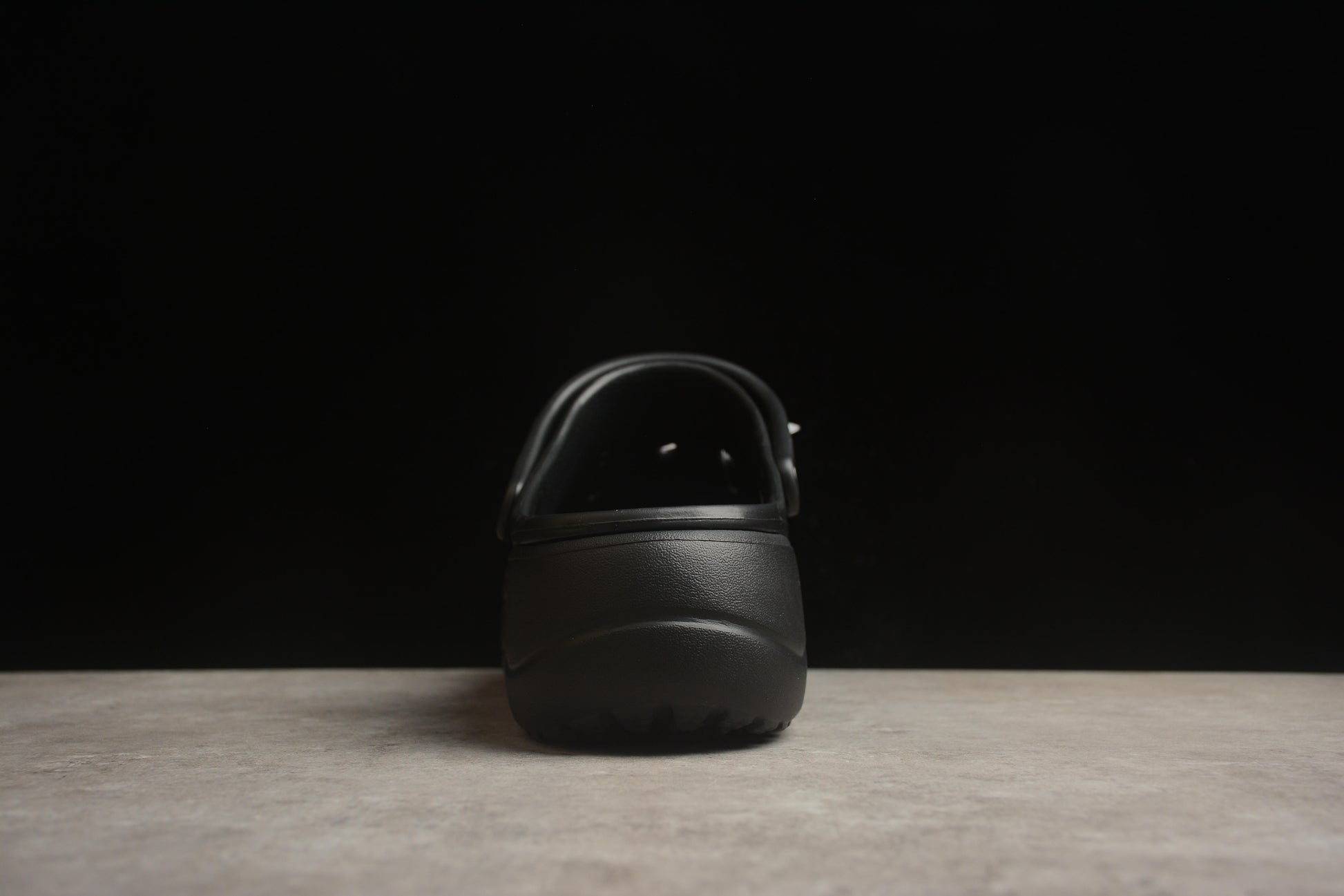 Crocs Baya Platform in Black