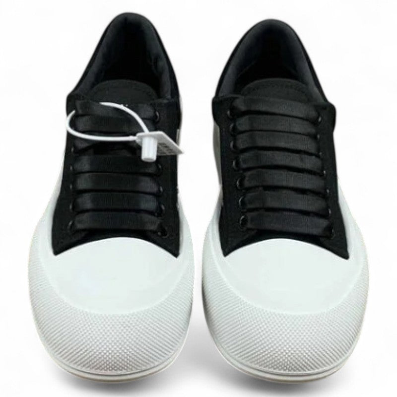 Alexander McQueen Vulcanized Sneakers – Black  White
