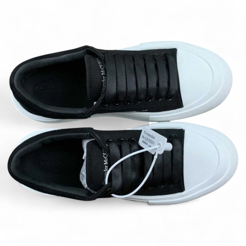 Alexander McQueen Vulcanized Sneakers – Black  White