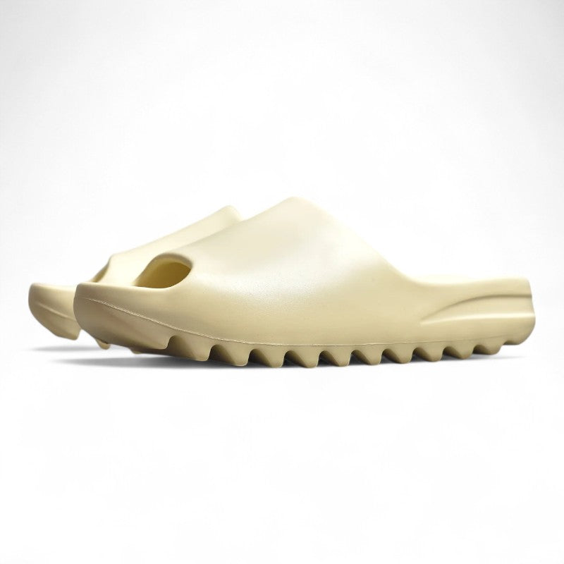 Yeezy Slide 'Bone'